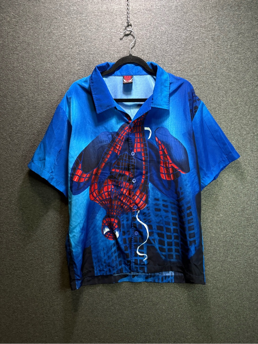 2002 Spiderman Blue Short Sleeve Button-Down with Red Graphic
